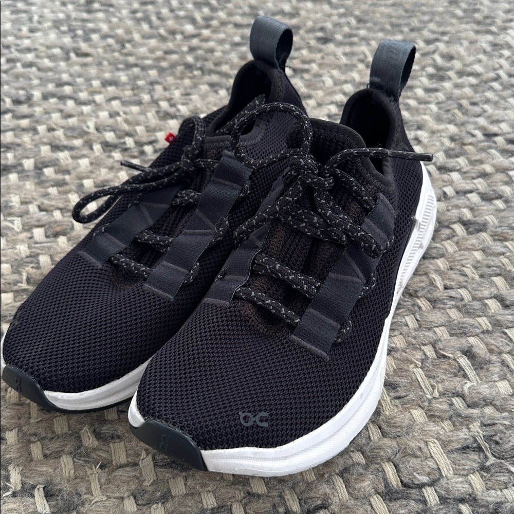 On Cloud Swiss Engineering Athletic Shoe